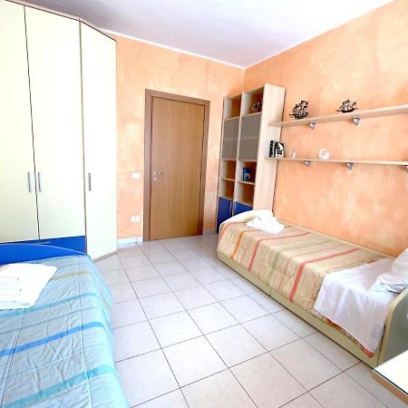 Accomodo Mib28 Bivano Navigli Apartment Milan Bagian luar foto