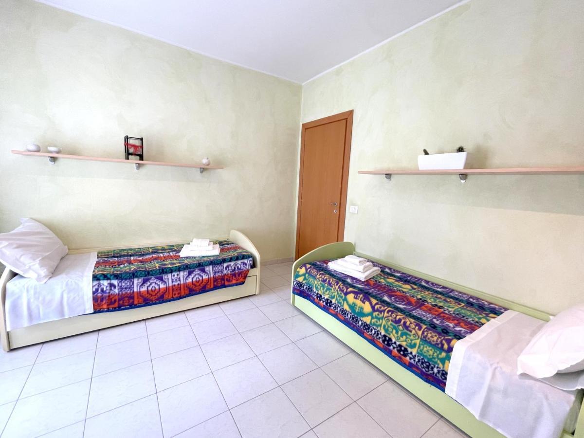 Accomodo Mib28 Bivano Navigli Apartment Milan Bagian luar foto